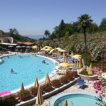 Le Torri Del Garda Familyspa Resort Torri Del Benaco Luaran gambar