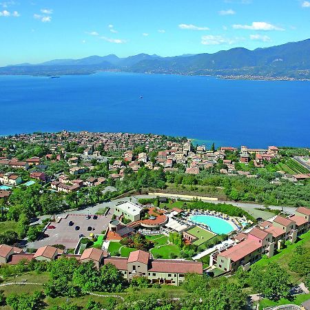 Le Torri Del Garda Familyspa Resort Torri Del Benaco Luaran gambar