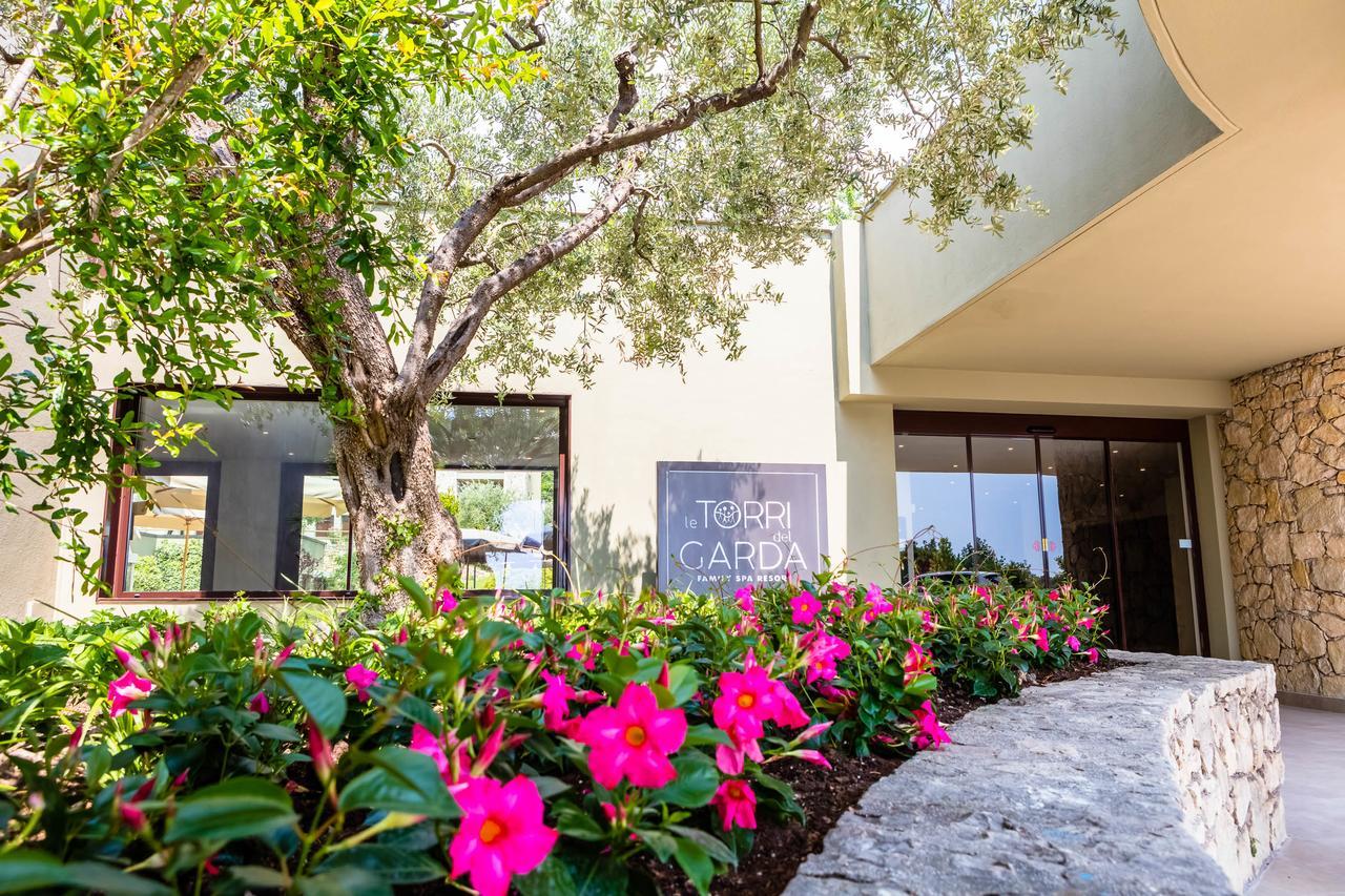 Le Torri Del Garda Familyspa Resort Torri Del Benaco Luaran gambar