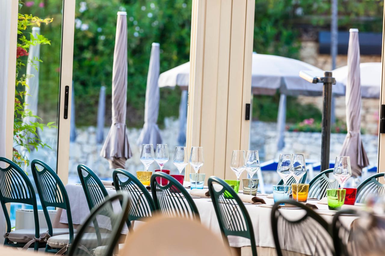 Le Torri Del Garda Familyspa Resort Torri Del Benaco Luaran gambar