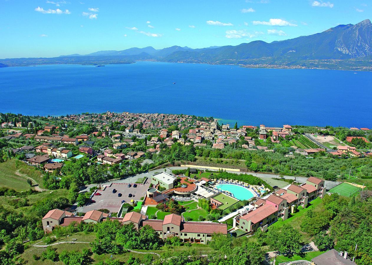 Le Torri Del Garda Familyspa Resort Torri Del Benaco Luaran gambar