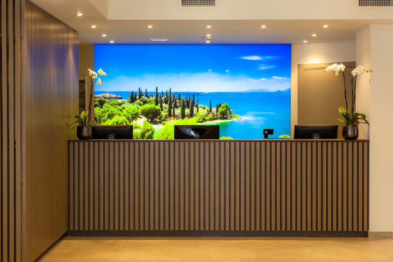Le Torri Del Garda Familyspa Resort Torri Del Benaco Luaran gambar