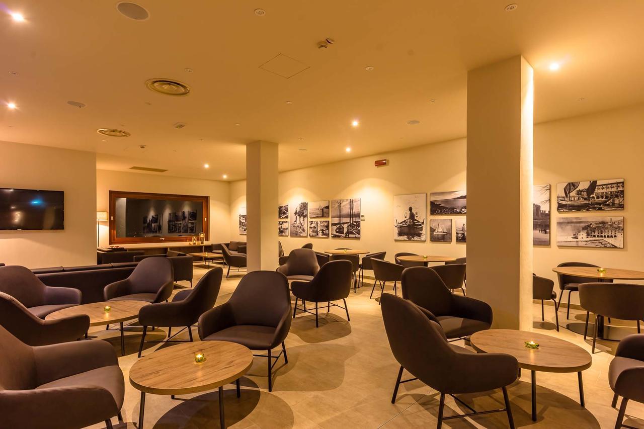 Le Torri Del Garda Familyspa Resort Torri Del Benaco Luaran gambar