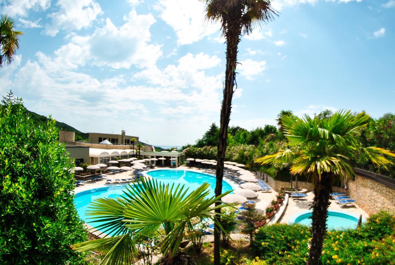Le Torri Del Garda Familyspa Resort Torri Del Benaco Luaran gambar